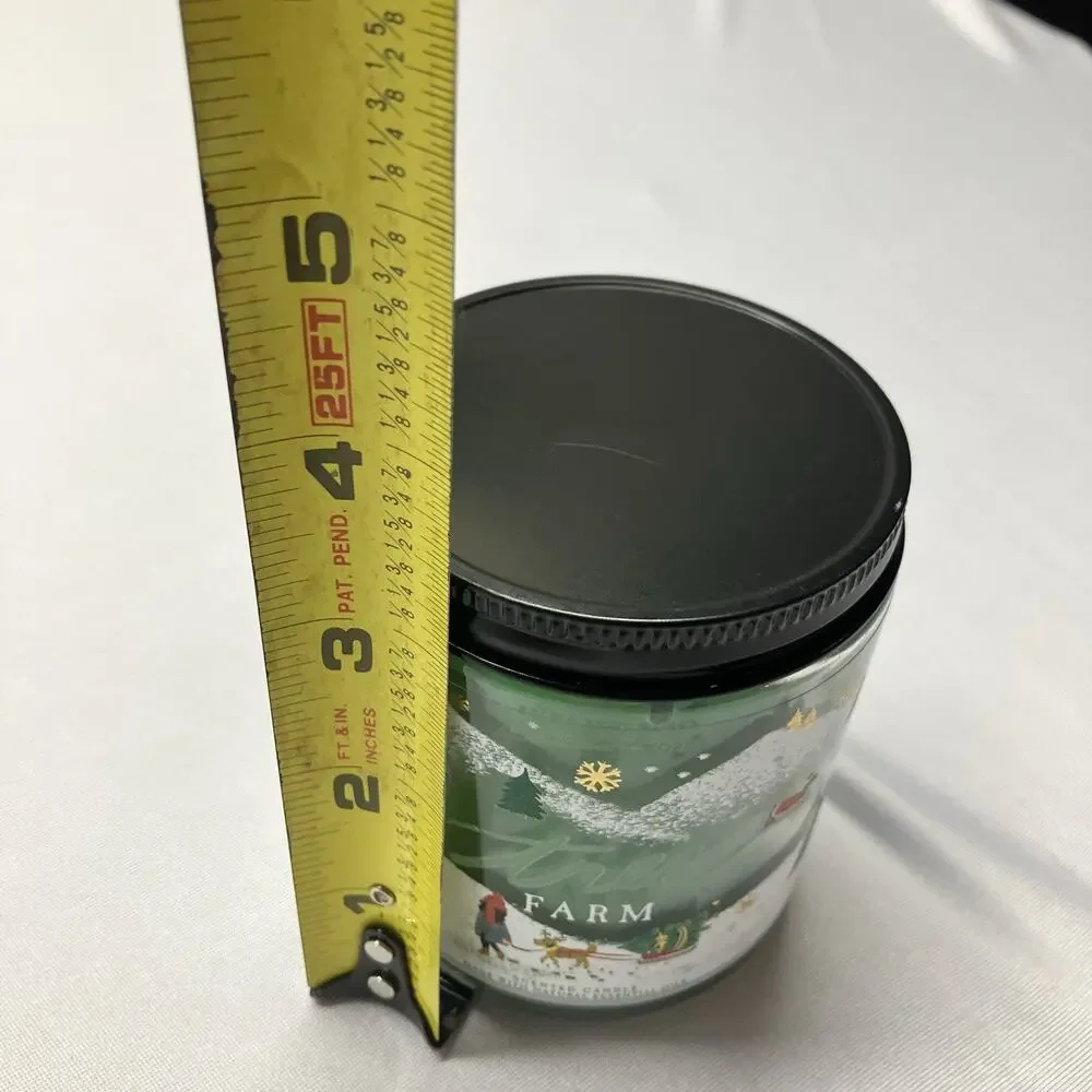 Bath & Body Works Candle TREE FARM Single Wick Scented Candle NWT 7 oz.